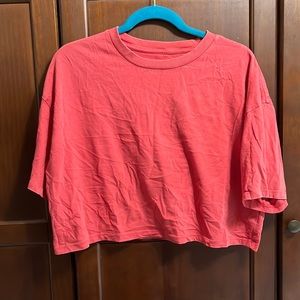 Women’s loose crop top